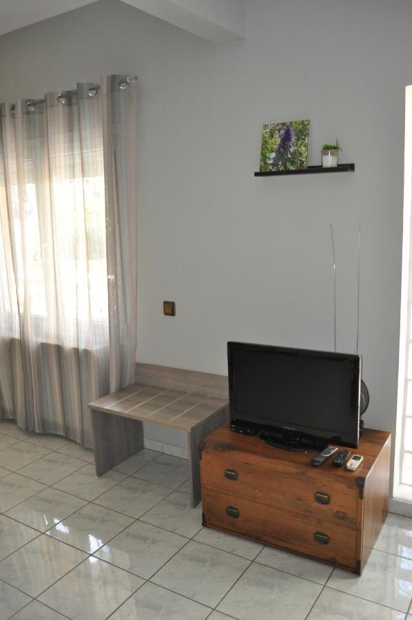 Maro'S Family Studios Limenas  Exterior photo